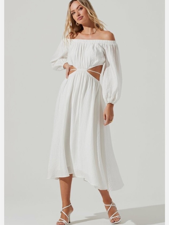 Astr Dresses & Skirts - ASTR The Label Off-Shoulder White Cutout Midi Dress
